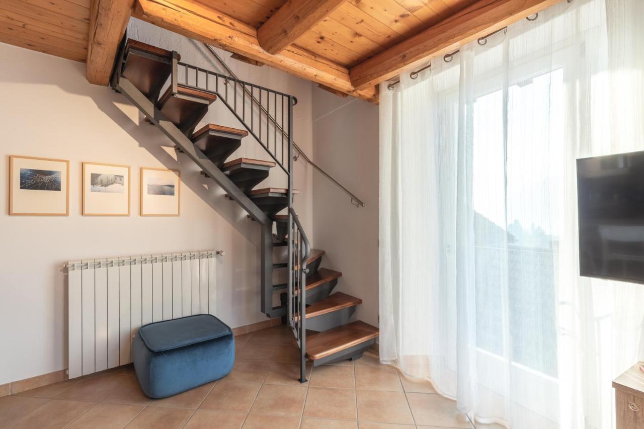 Casa Del Borgo "Aria & Acqua" Sul Lago Maggiore Maccagno Buitenkant foto
