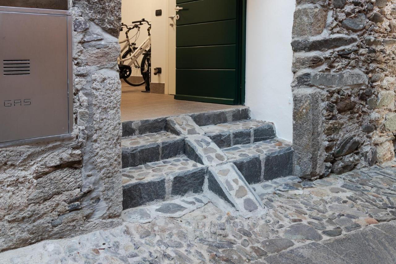 Casa Del Borgo "Aria & Acqua" Sul Lago Maggiore Maccagno Buitenkant foto