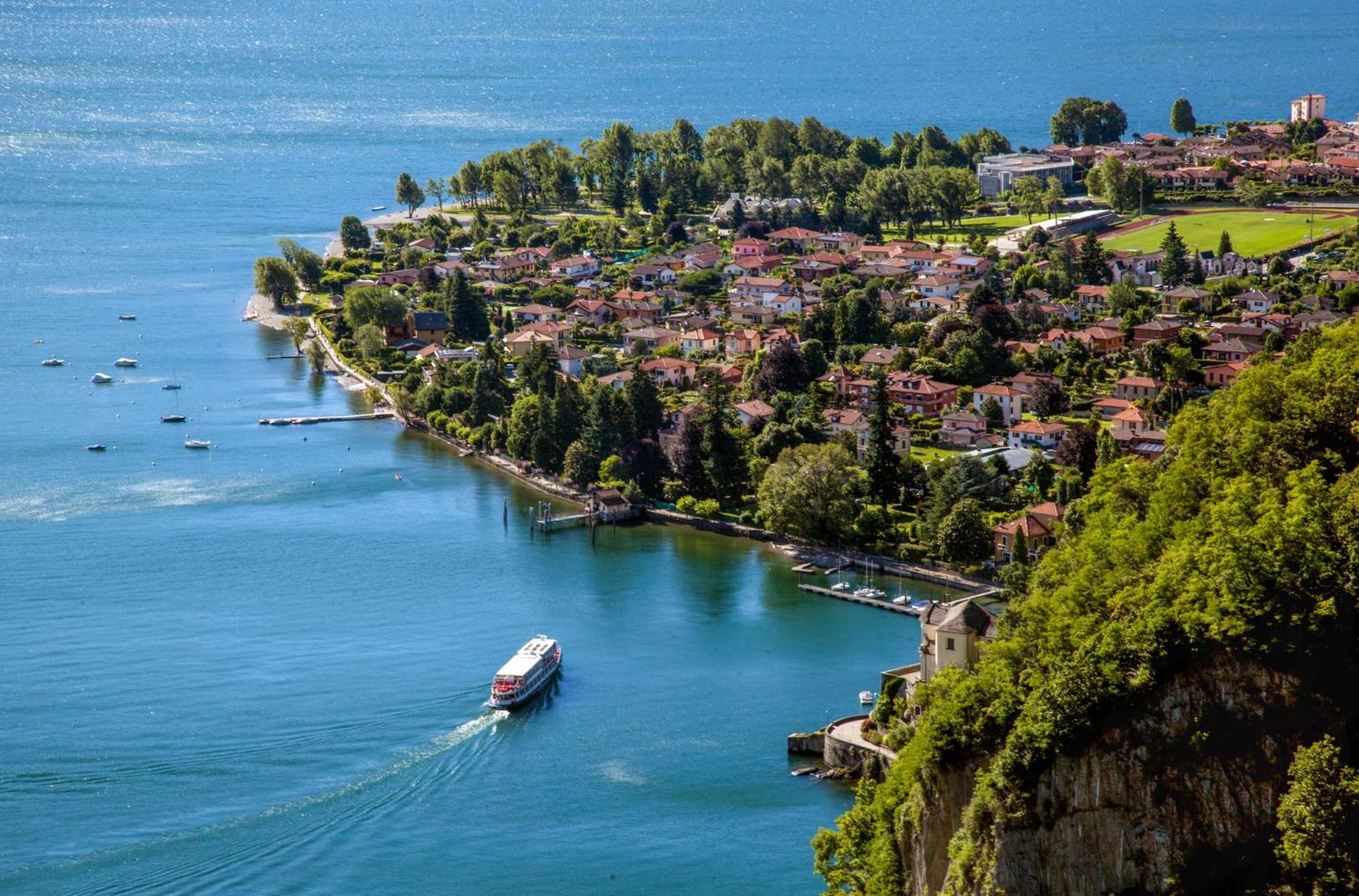 Casa Del Borgo "Aria & Acqua" Sul Lago Maggiore Maccagno Buitenkant foto