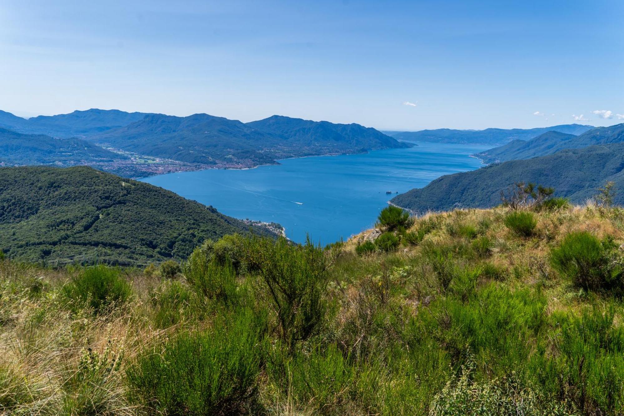 Casa Del Borgo "Aria & Acqua" Sul Lago Maggiore Maccagno Buitenkant foto