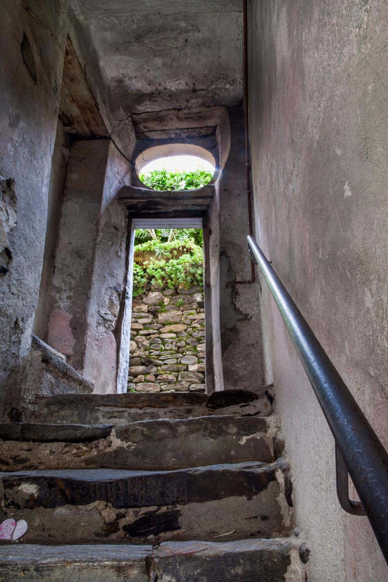 Casa Del Borgo "Aria & Acqua" Sul Lago Maggiore Maccagno Buitenkant foto
