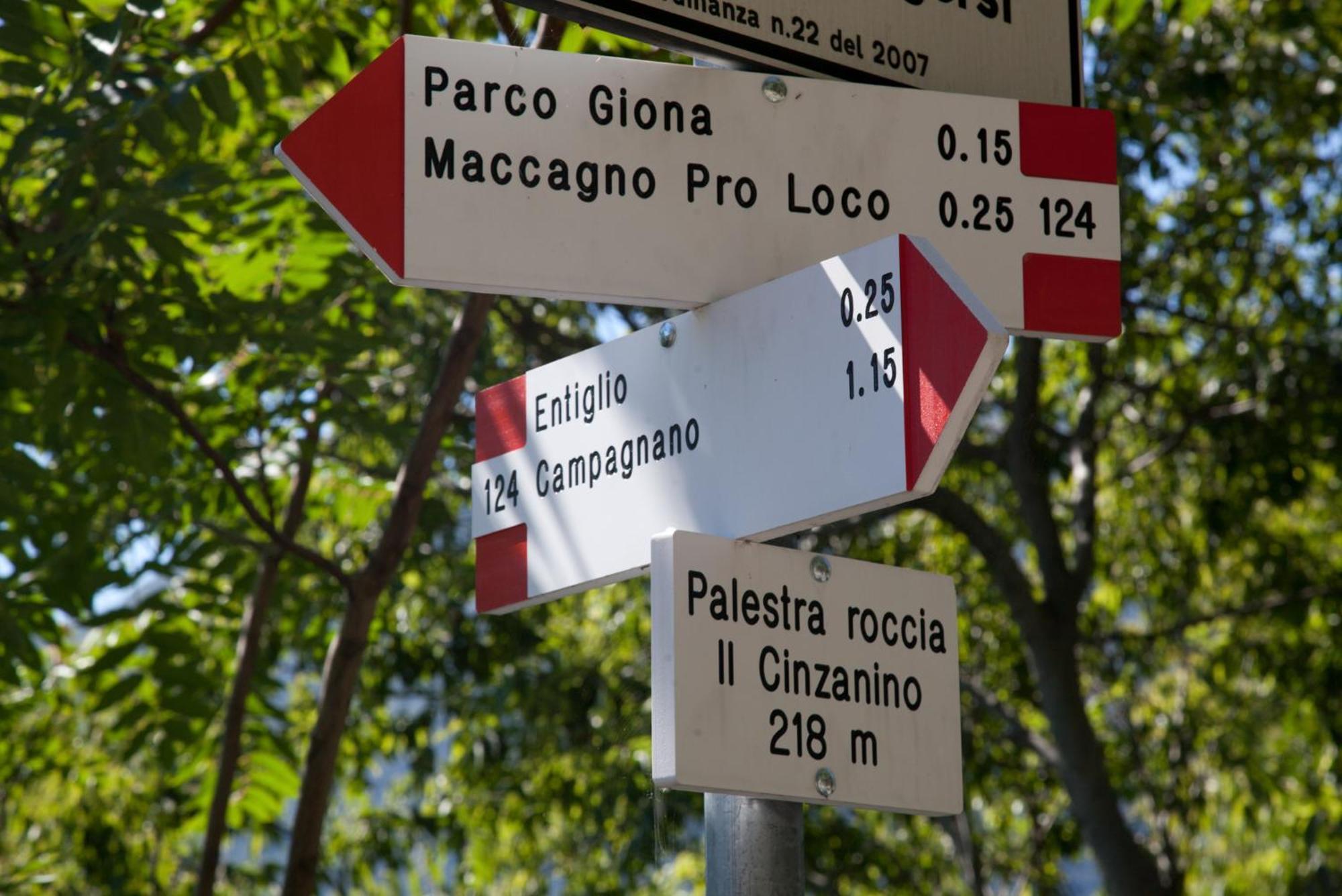 Casa Del Borgo "Aria & Acqua" Sul Lago Maggiore Maccagno Buitenkant foto