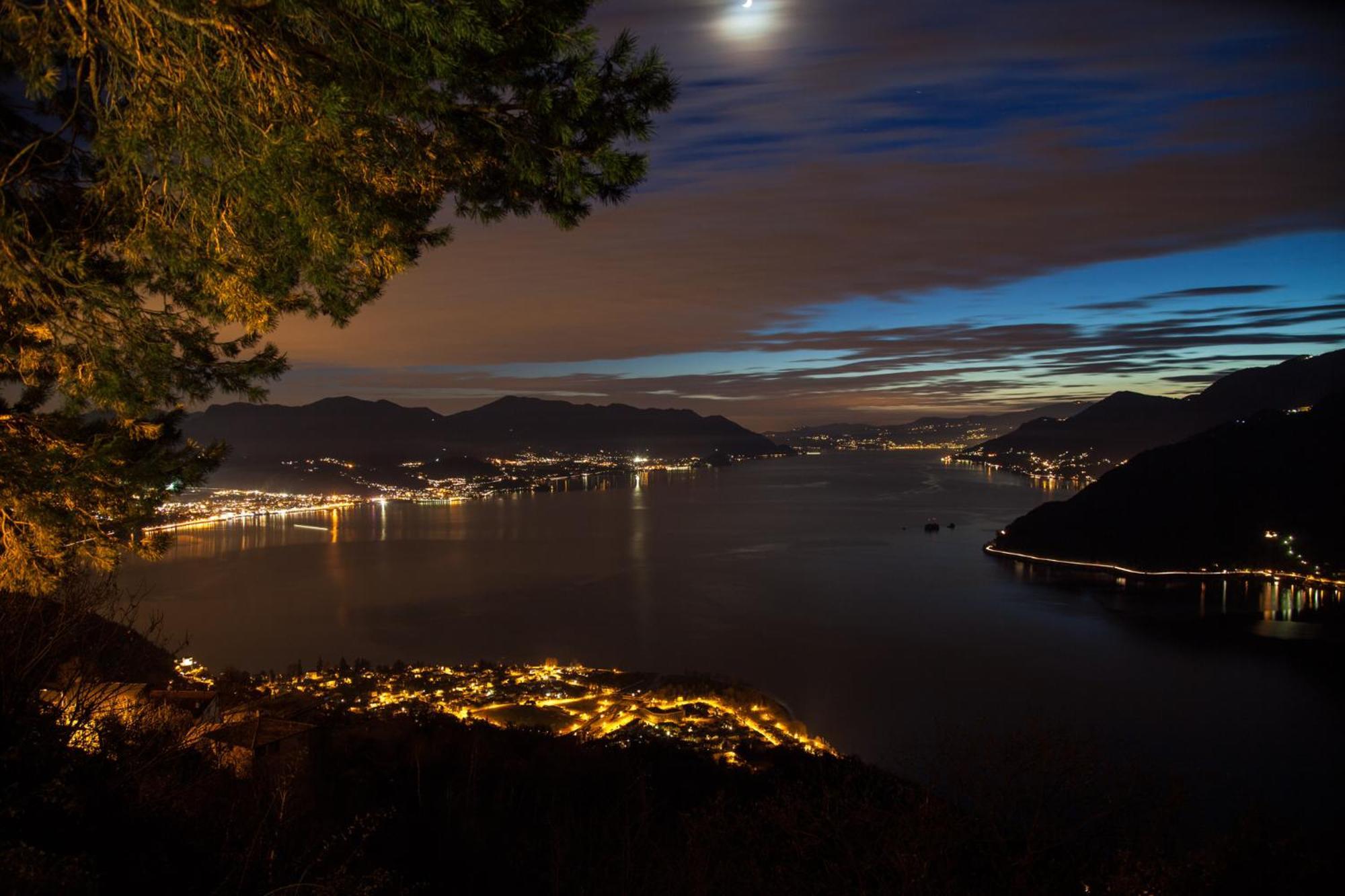 Casa Del Borgo "Aria & Acqua" Sul Lago Maggiore Maccagno Buitenkant foto